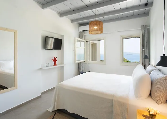 Villa Itis - Elegant Ground Floor Suite With Terrace & Great View