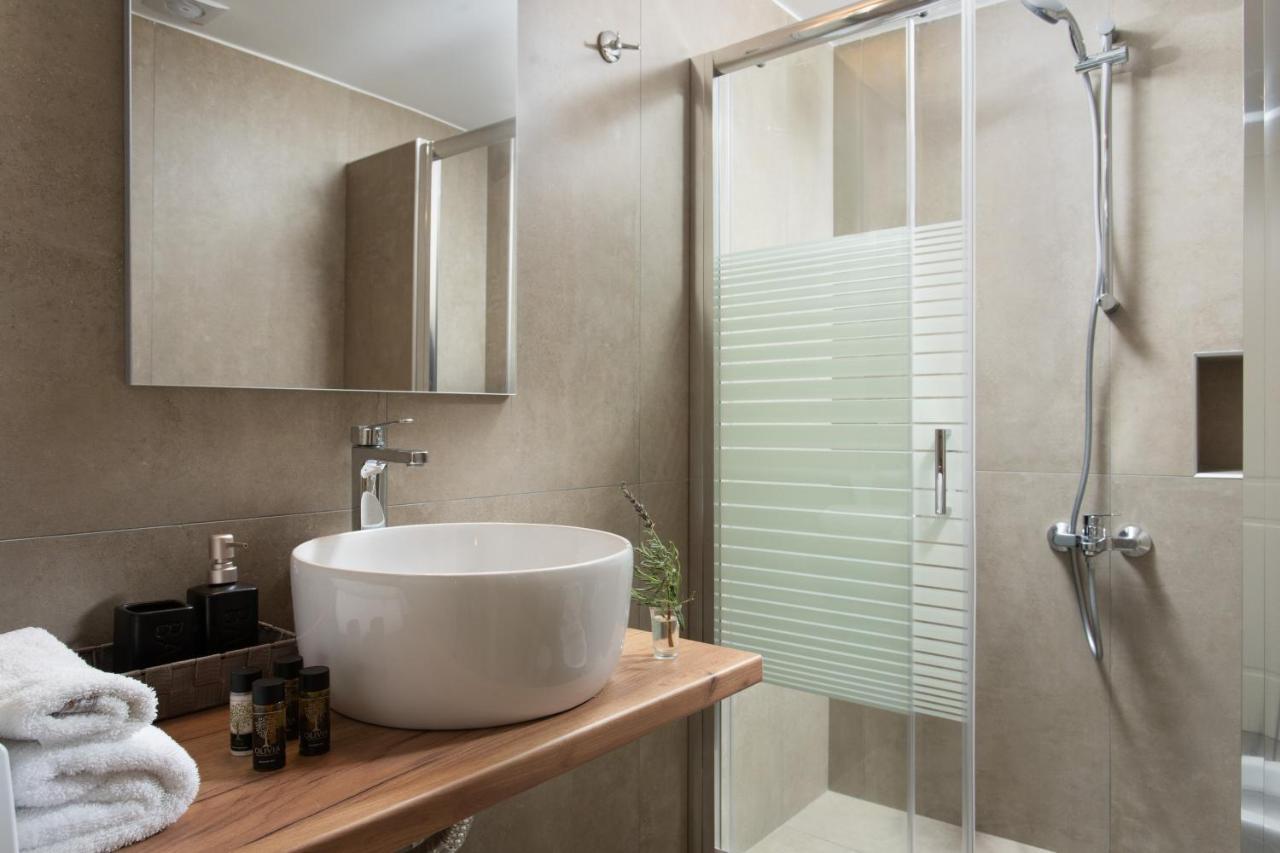 Apartment Itis - Elegant Ground Floor With Terrace & Great View